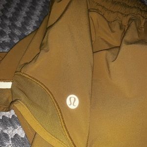 yellow hotty hot shorts!